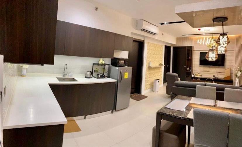 Aeon Towers Executive Suite 2Br 18Th Floor Davao City Εξωτερικό φωτογραφία
